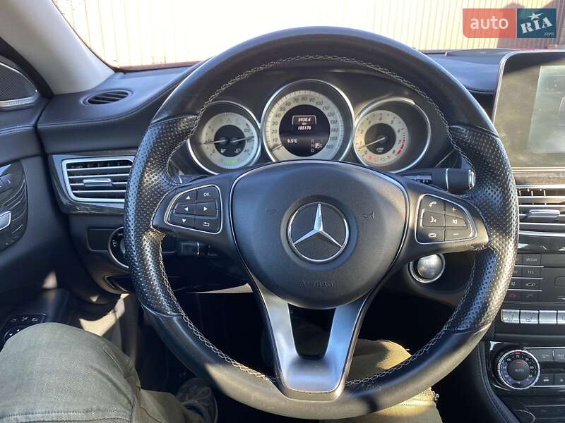 Седан Mercedes-Benz CLS-Class 2015 в Львові
