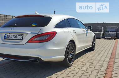 Універсал Mercedes-Benz CLS-Class 2012 в 