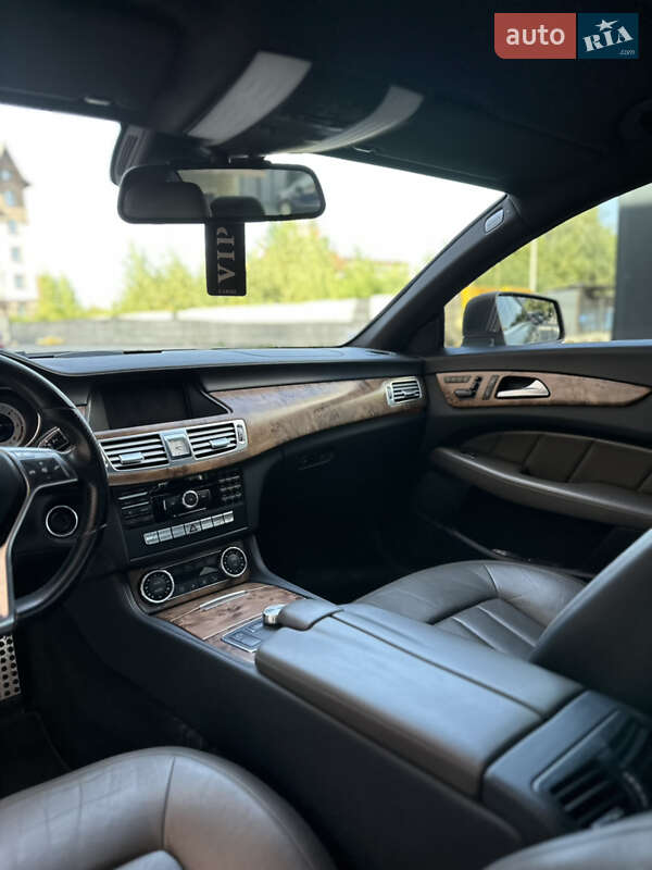 Купе Mercedes-Benz CLS-Class 2010 в Ужгороде