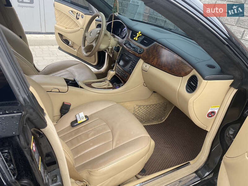 Купе Mercedes-Benz CLS-Class 2006 в Виноградове фото 14 Купе Mercedes-Benz CLS-Class 2006 в Виноградове
