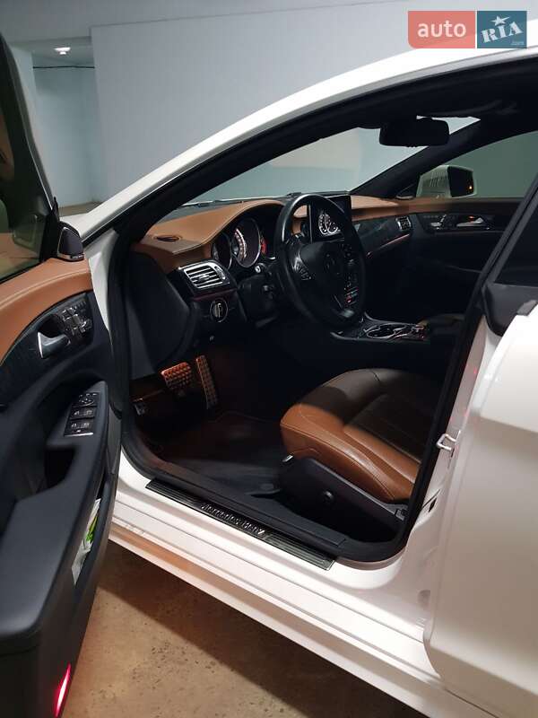 Седан Mercedes-Benz CLS-Class 2016 в Кременчуге