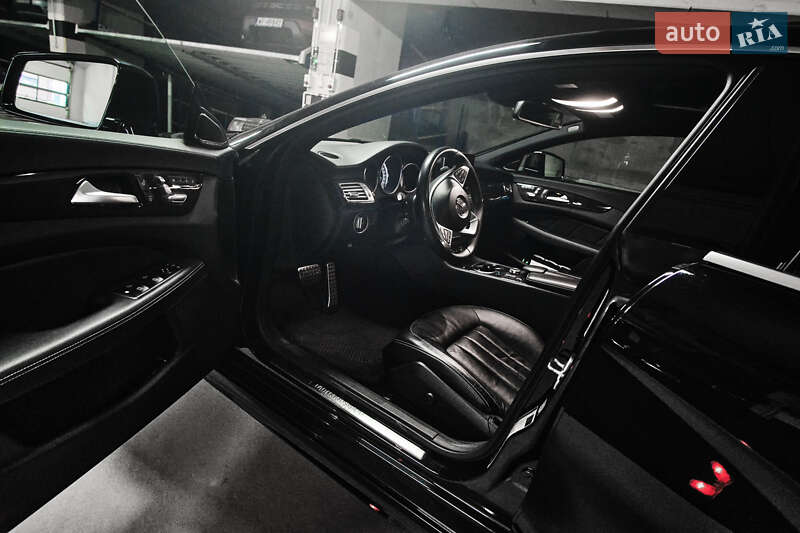 Седан Mercedes-Benz CLS-Class 2015 в Львові