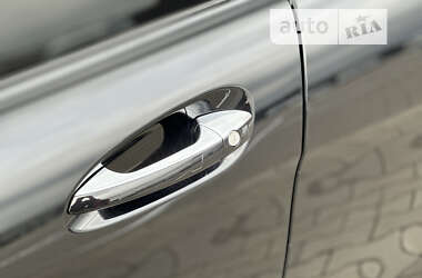 Седан Mercedes-Benz CLS-Class 2012 в 