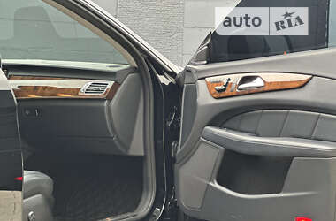 Седан Mercedes-Benz CLS-Class 2012 в 