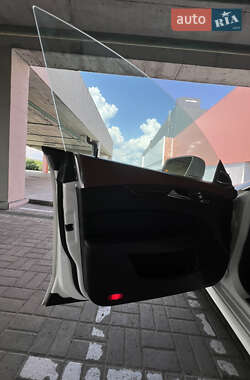 Седан Mercedes-Benz CLS-Class 2015 в 