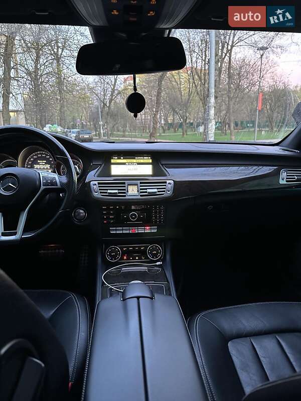 Седан Mercedes-Benz CLS-Class 2011 в Києві