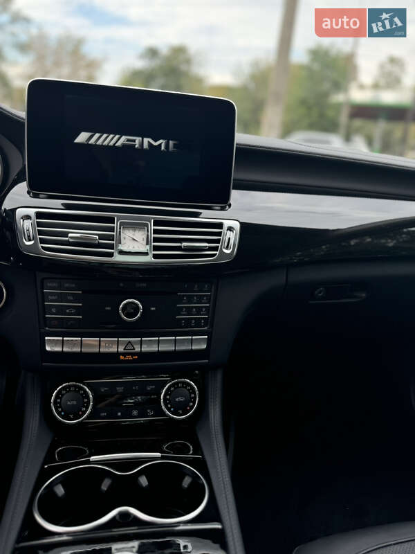 Седан Mercedes-Benz CLS-Class 2015 в Киеве фото 15 Седан Mercedes-Benz CLS-Class 2015 в Киеве
