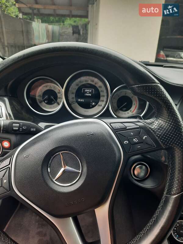 Універсал Mercedes-Benz CLS-Class 2013 в Львові
