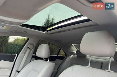 Седан Mercedes-Benz CLS-Class 2012 в 
