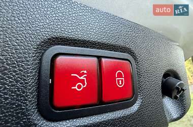 Седан Mercedes-Benz CLS-Class 2012 в 