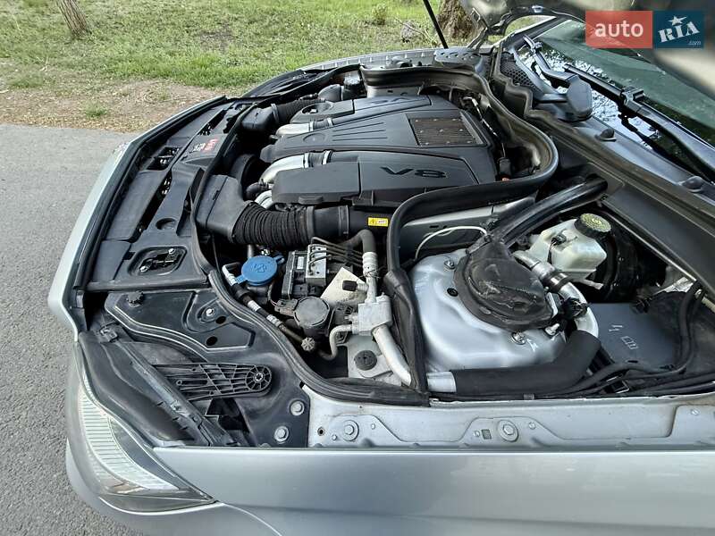 Седан Mercedes-Benz CLS-Class 2012 в Одесі