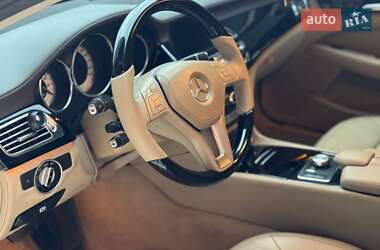 Седан Mercedes-Benz CLS-Class 2012 в 