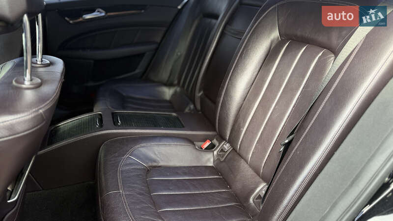 Седан Mercedes-Benz CLS-Class 2012 в Черновцах