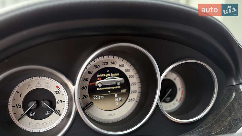 Седан Mercedes-Benz CLS-Class 2012 в Черновцах