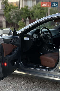 Купе Mercedes-Benz CLS-Class 2010 в 