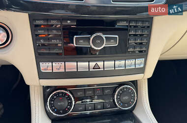 Седан Mercedes-Benz CLS-Class 2012 в 