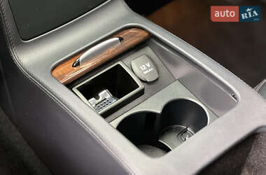Седан Mercedes-Benz CLS-Class 2012 в 