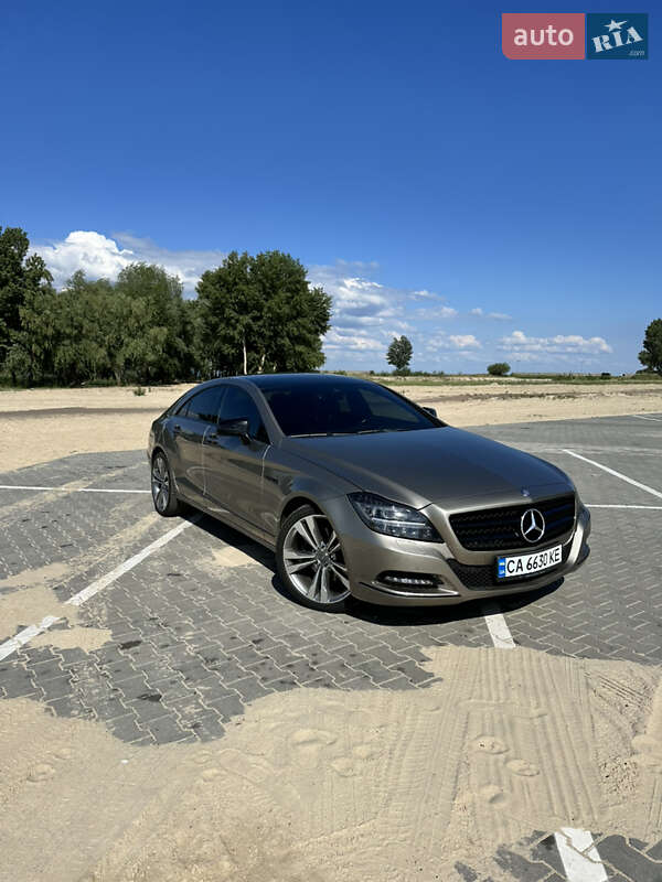Mercedes-Benz CLS-Class 2011