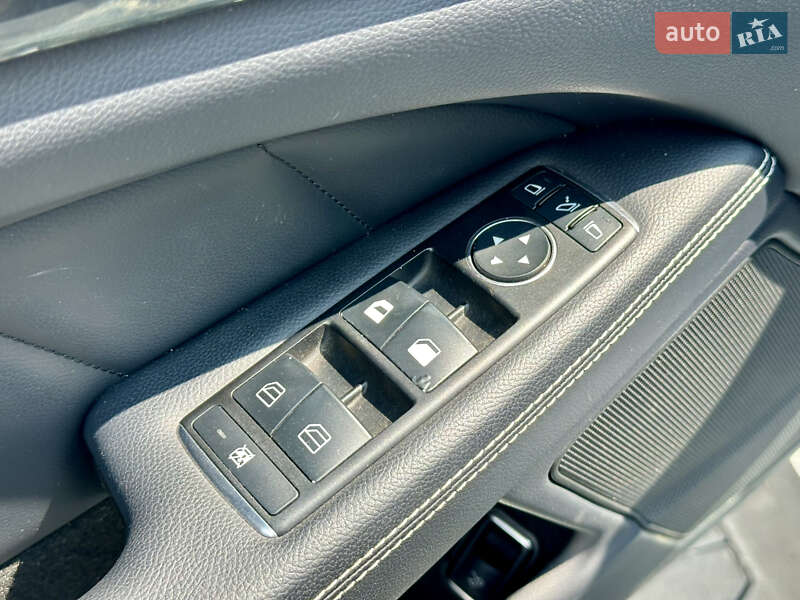Седан Mercedes-Benz CLS-Class 2016 в Києві