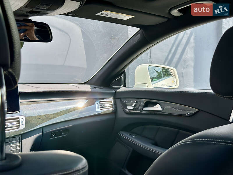 Седан Mercedes-Benz CLS-Class 2016 в Києві