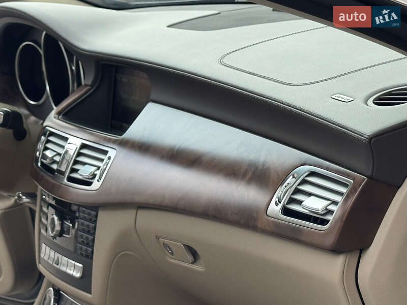 Седан Mercedes-Benz CLS-Class 2013 в Одессе фото 25 Седан Mercedes-Benz CLS-Class 2013 в Одессе