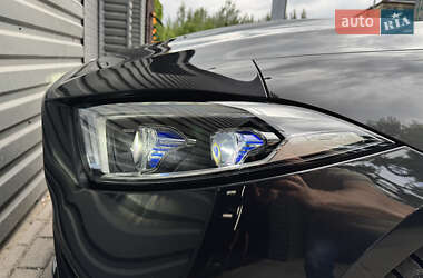 Купе Mercedes-Benz CLS-Class 2020 в 