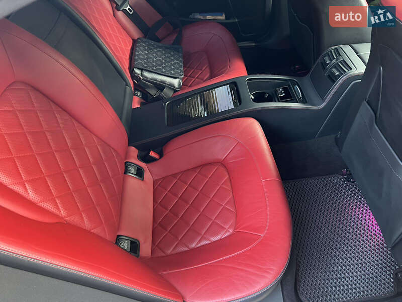 Седан Mercedes-Benz CLS-Class 2015 в Киеве фото 21 Седан Mercedes-Benz CLS-Class 2015 в Киеве