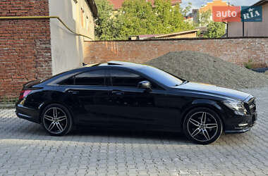 Купе Mercedes-Benz CLS-Class 2010 в 