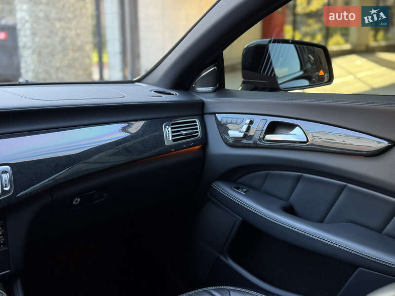 Купе Mercedes-Benz CLS-Class 2010 в Надворной
