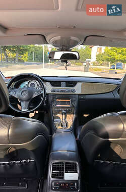 Купе Mercedes-Benz CLS-Class 2010 в 