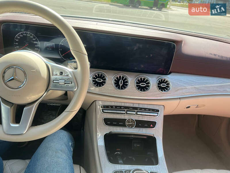 Купе Mercedes-Benz CLS-Class 2019 в Черкасах