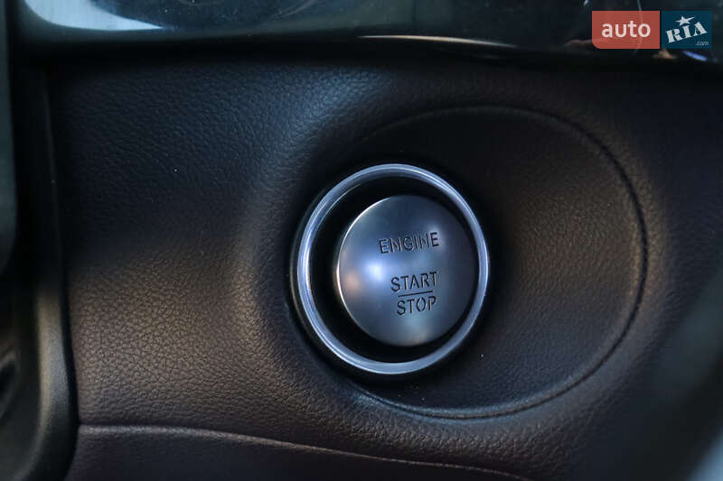 Седан Mercedes-Benz CLS-Class 2012 в Чернівцях