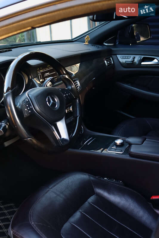 Седан Mercedes-Benz CLS-Class 2012 в Чернівцях