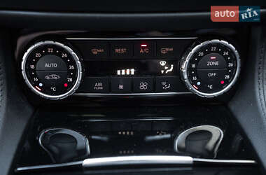 Седан Mercedes-Benz CLS-Class 2011 в 