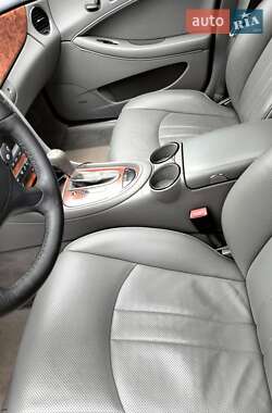 Купе Mercedes-Benz CLS-Class 2007 в 