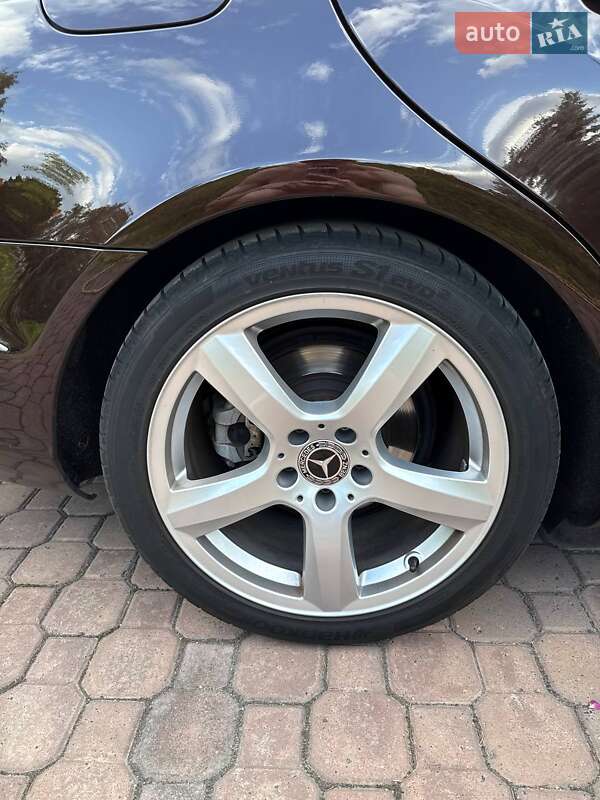 Седан Mercedes-Benz CLS-Class 2012 в Києві