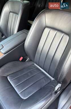 Седан Mercedes-Benz CLS-Class 2012 в 