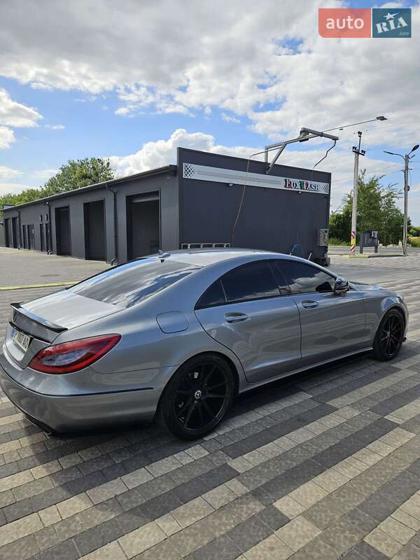 Седан Mercedes-Benz CLS-Class 2011 в Львове