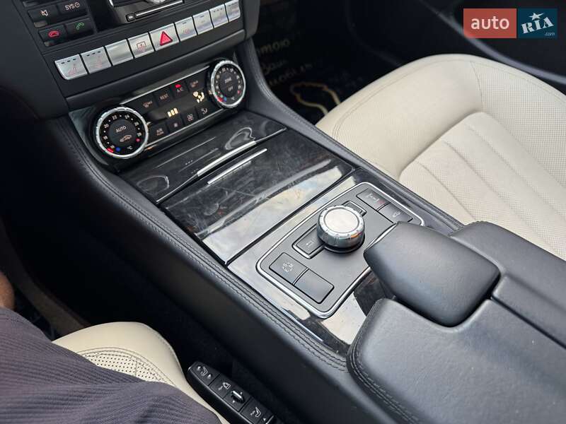 Седан Mercedes-Benz CLS-Class 2011 в Тернополе