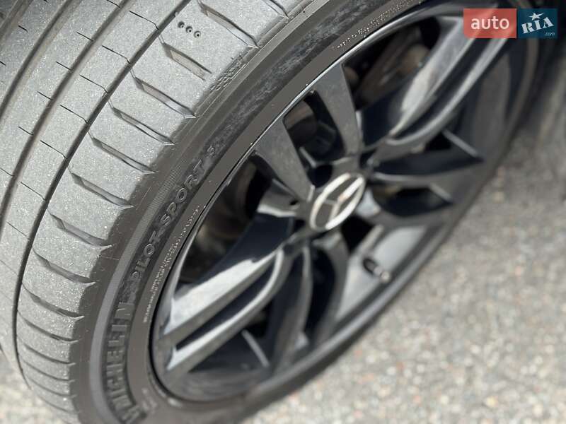 Седан Mercedes-Benz CLS-Class 2012 в Киеве