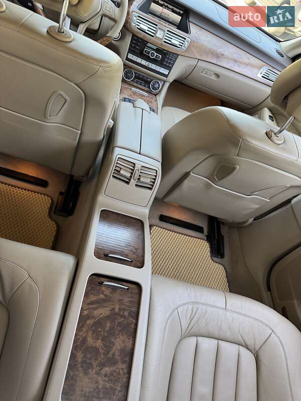 Седан Mercedes-Benz CLS-Class 2012 в Киеве