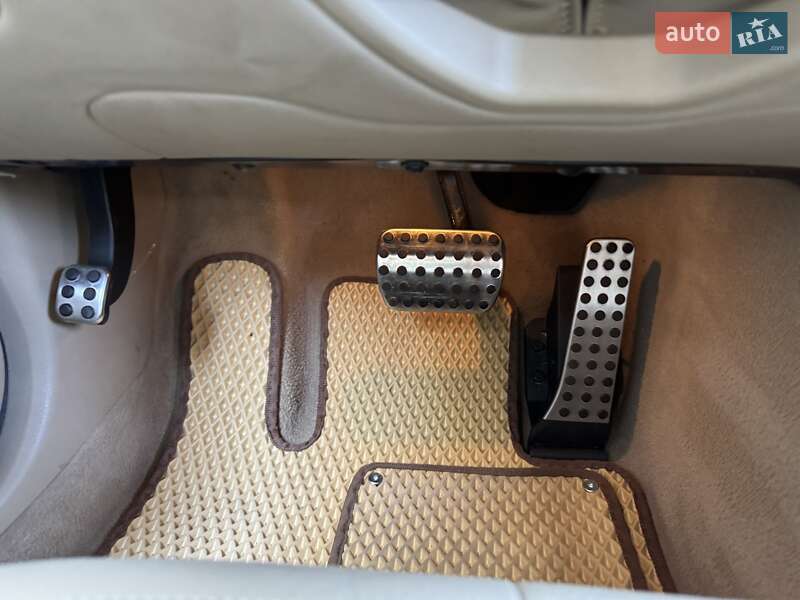 Седан Mercedes-Benz CLS-Class 2012 в Киеве