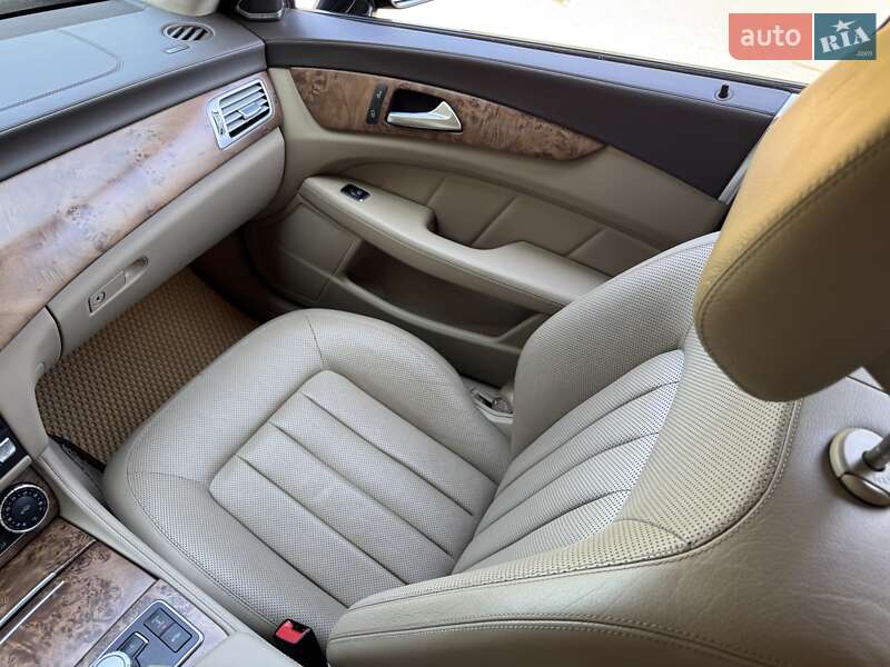 Седан Mercedes-Benz CLS-Class 2012 в Киеве