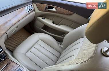 Седан Mercedes-Benz CLS-Class 2012 в 