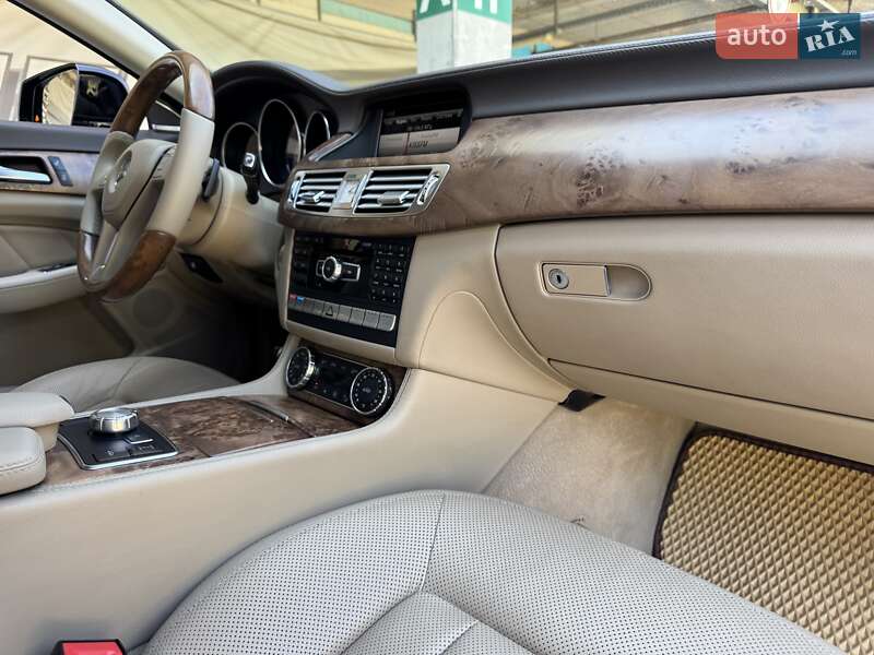 Седан Mercedes-Benz CLS-Class 2012 в Киеве