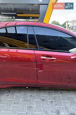 Седан Mercedes-Benz CLS-Class 2015 в 