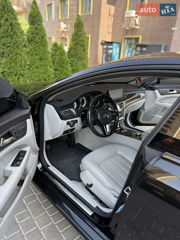 Седан Mercedes-Benz CLS-Class 2012 в Одессе фото 18 Седан Mercedes-Benz CLS-Class 2012 в Одессе