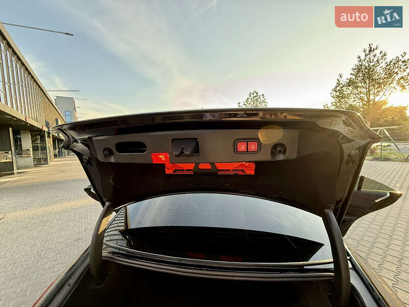 Седан Mercedes-Benz CLS-Class 2015 в Рівному