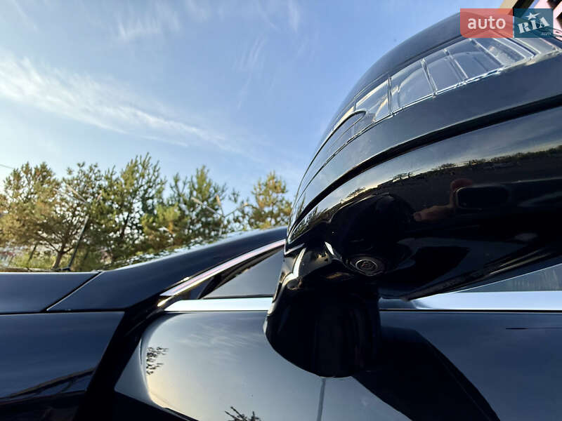 Седан Mercedes-Benz CLS-Class 2015 в Рівному