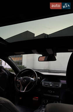 Седан Mercedes-Benz CLS-Class 2011 в 